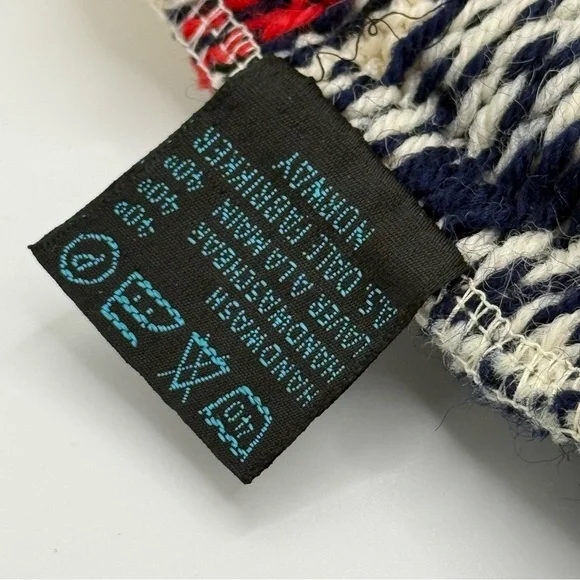 NWOT Dale of Norway Pure New Wool Knit Beanie Cream w/ Navy/Red Accents Vintage - Picture 6 of 7